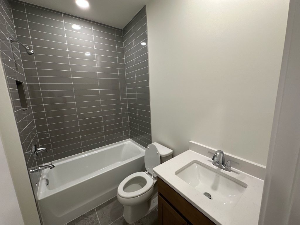 bath tub, bathroom wall tile